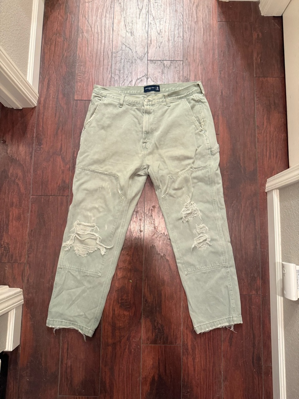 Abercrombie & Fitch Light Sage Distressed Cargo Pants